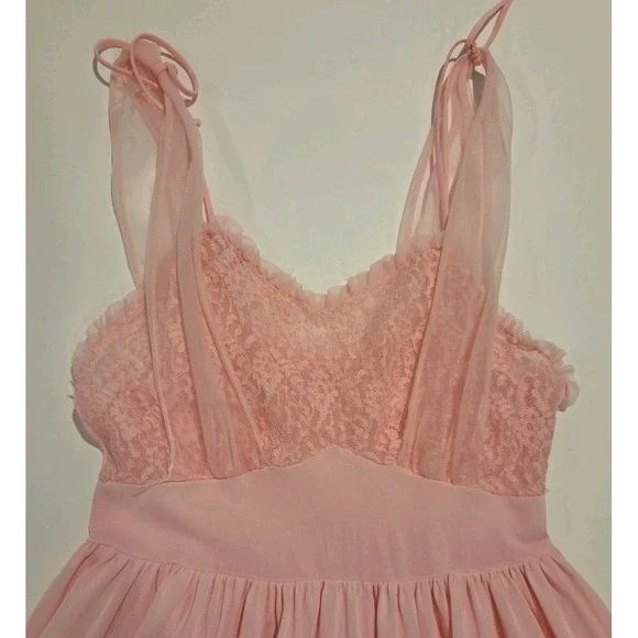 VTG GILEAD Pink Nylon & Lace Full-length Nightgown Lingerie Size 34 - Picture 5 of 15